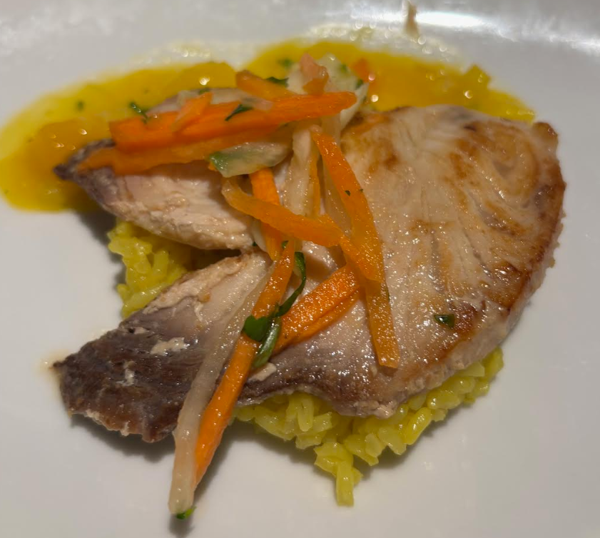 MSCベリッシマ メインダイニングで食べたメカジキのグリルの写真